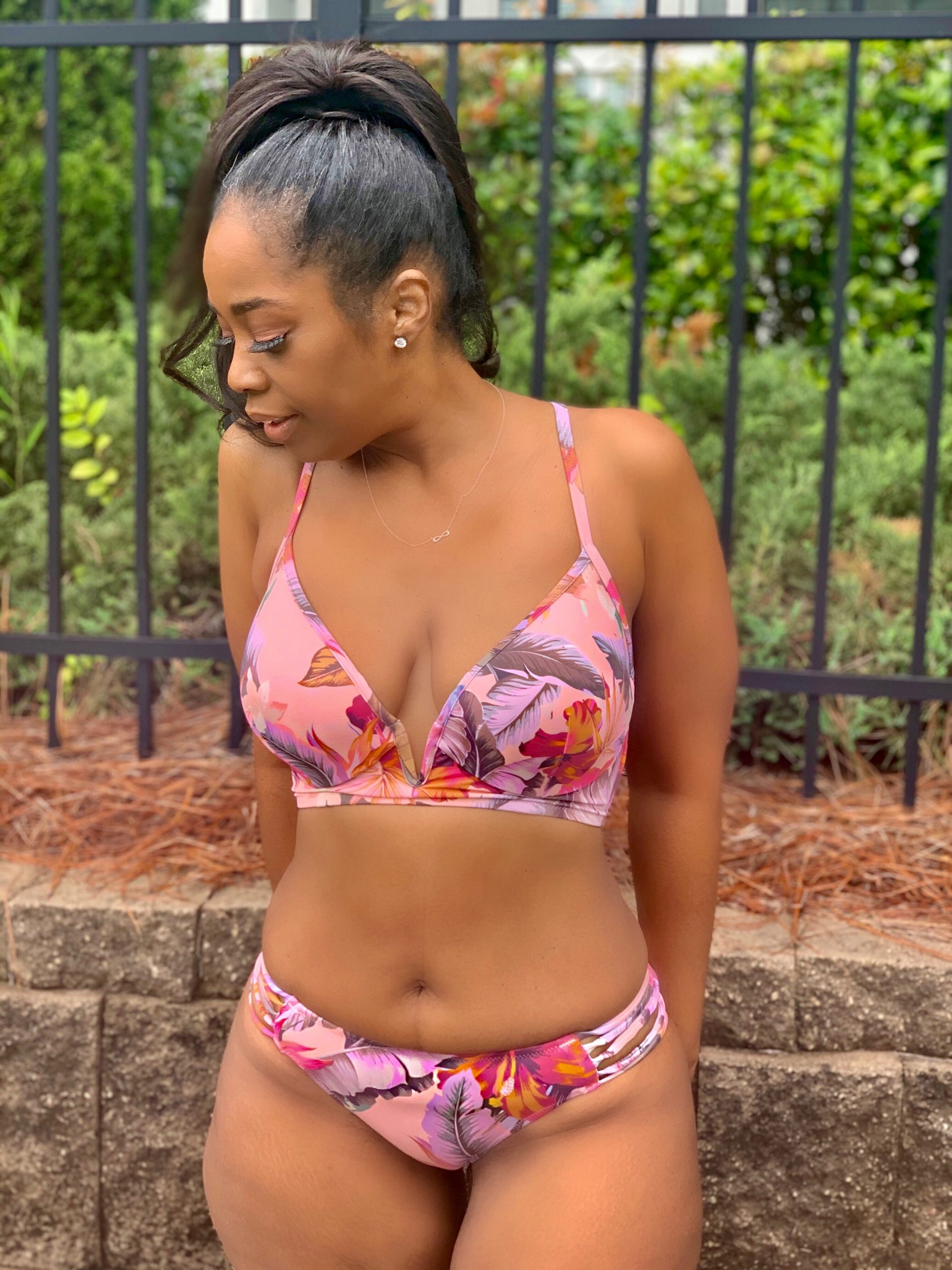 My Style: Oceana One Piece Ocean Bloom Swimsuit - Talking With Tami