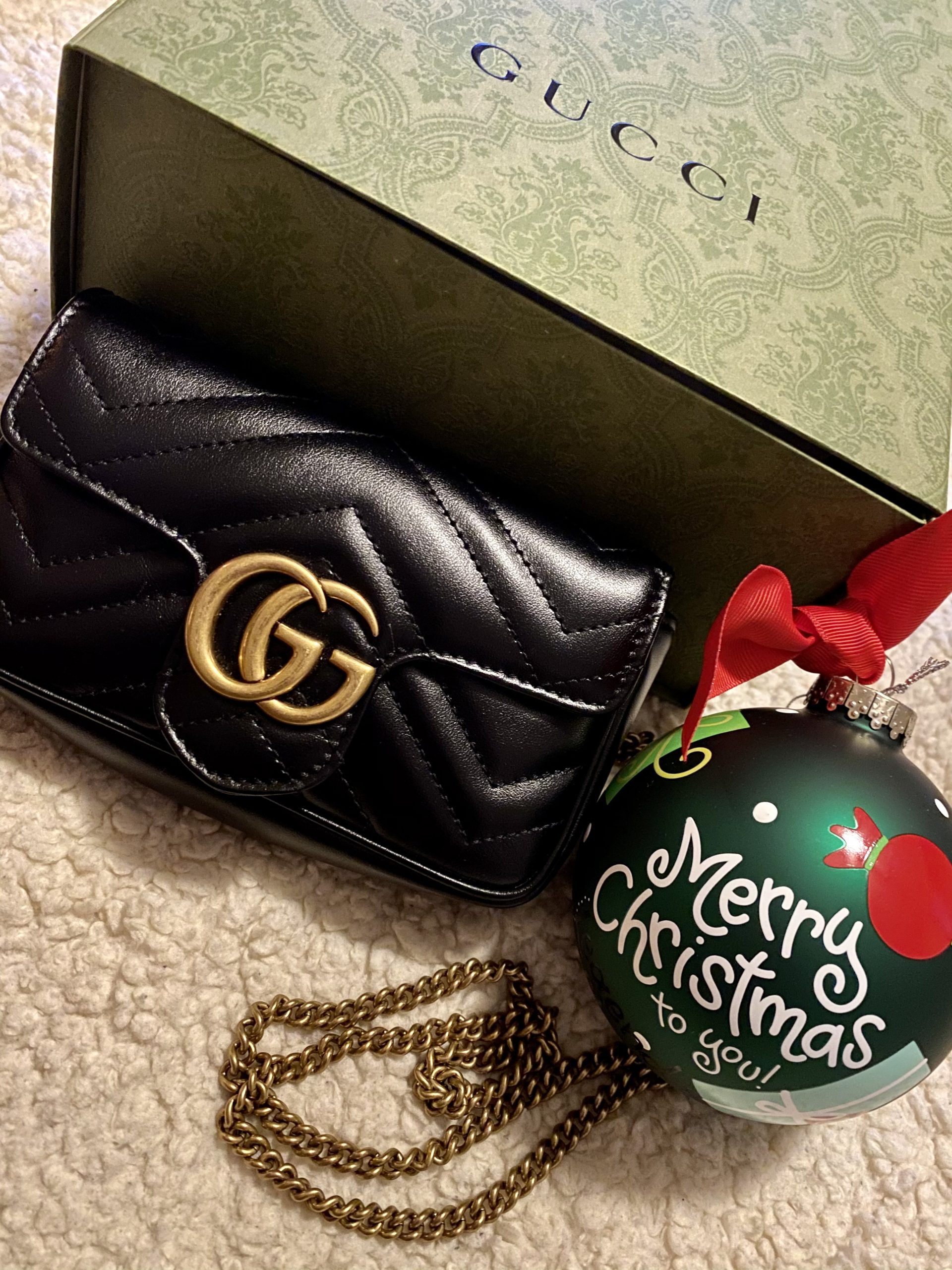 What's In My Bag: Gucci GG Marmont Matelassé Leather Super Mini