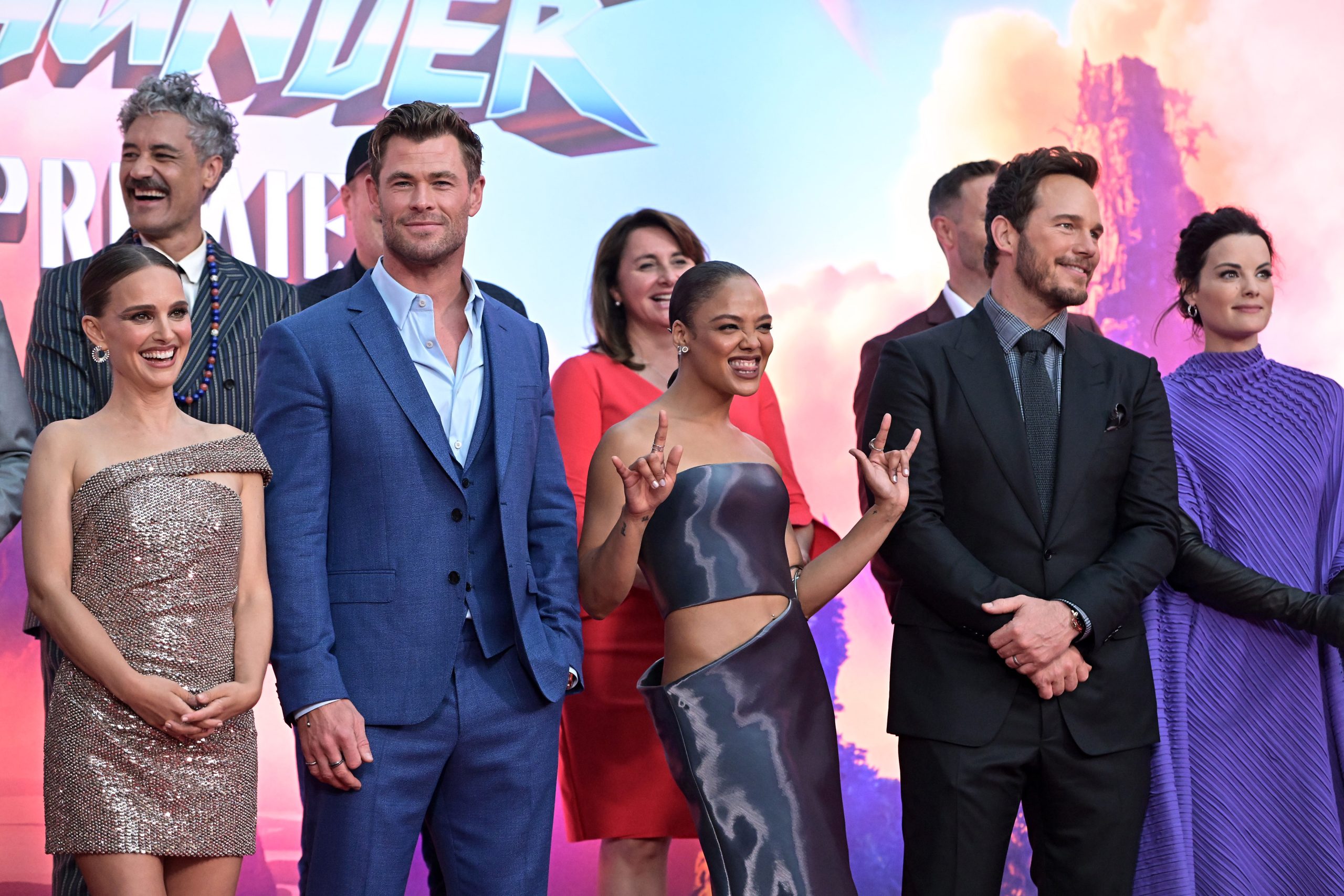 Chris Pratt & Taika Waititi Join Chris Hemsworth at 'Thor' World