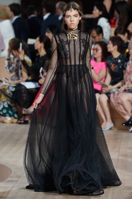 Best Looks: Valentino Fall 2015 Couture