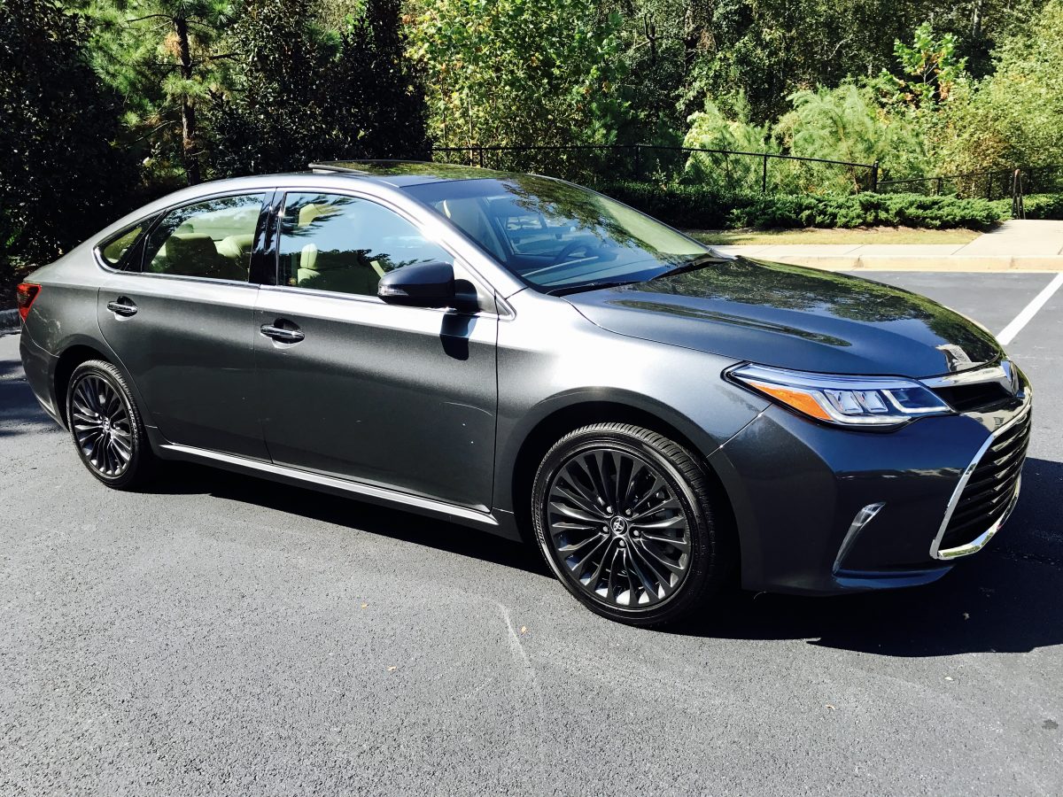 The Toyota Avalon Is Such A Lady Car! - Talking With Tami