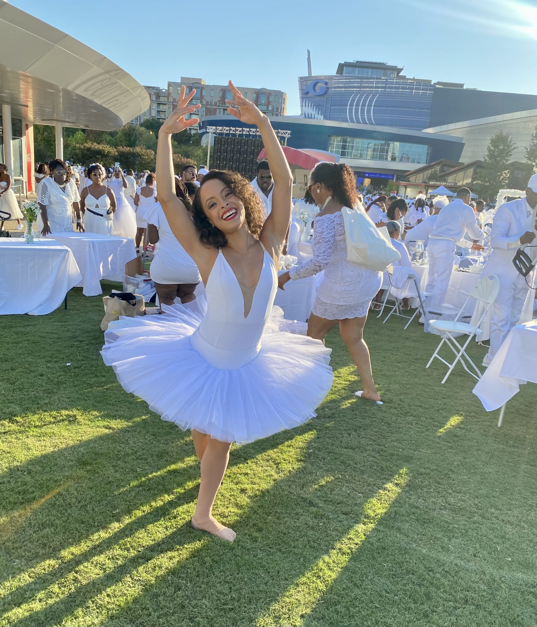 Le Diner en Blanc Atlanta Talking With Tami