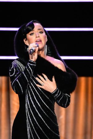 Wardrobe Breakdown: Katy Perry At 'Carol Burnett 90 Years Of Laughter ...