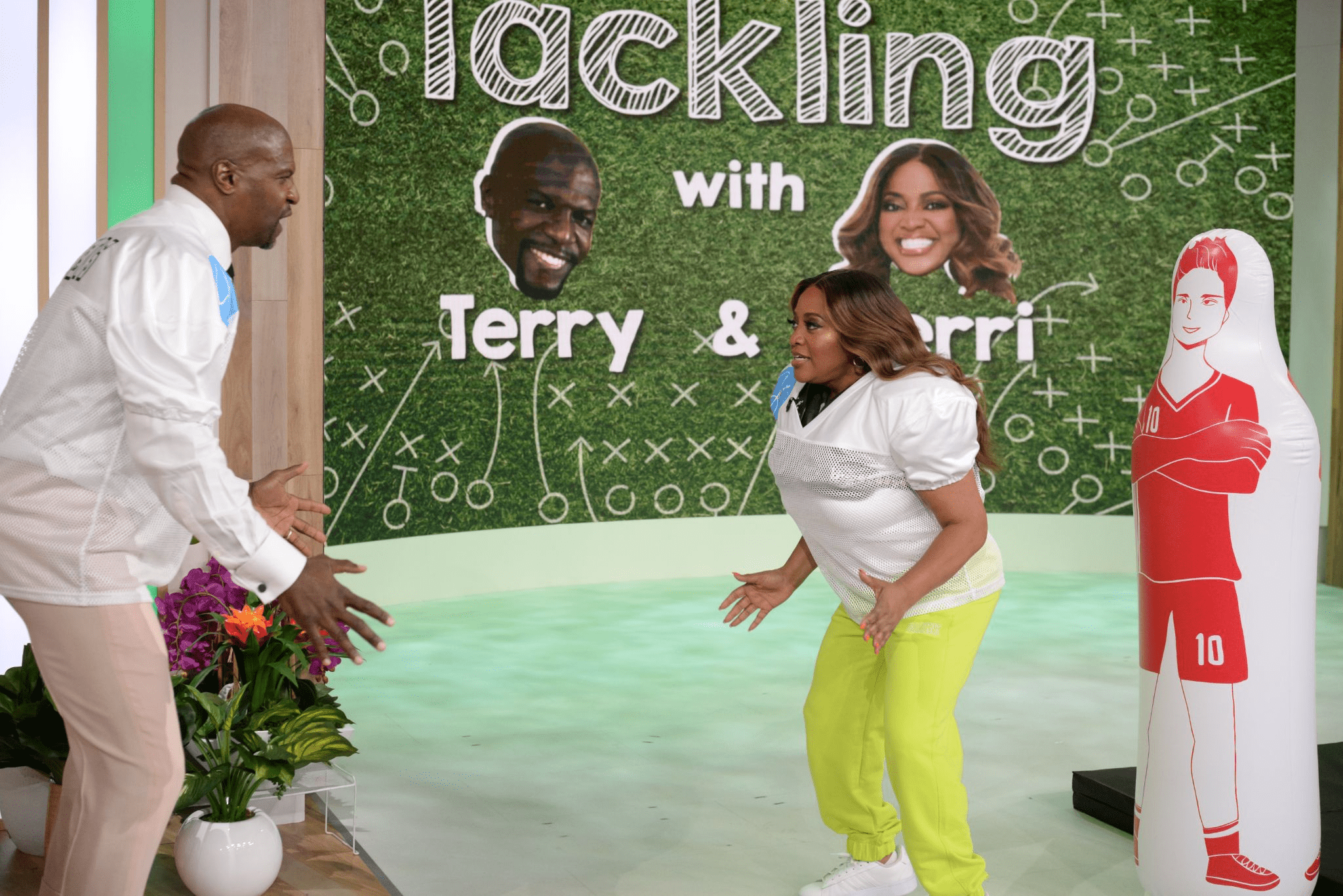 Terry Crews Teaches Sherri How To Tackle